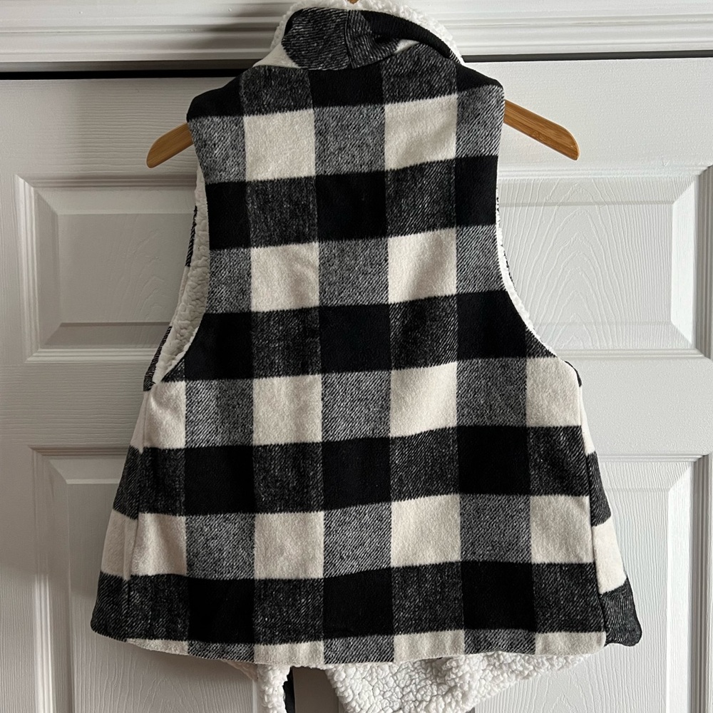 New plaid vest with pockets - Picture 3 of 4